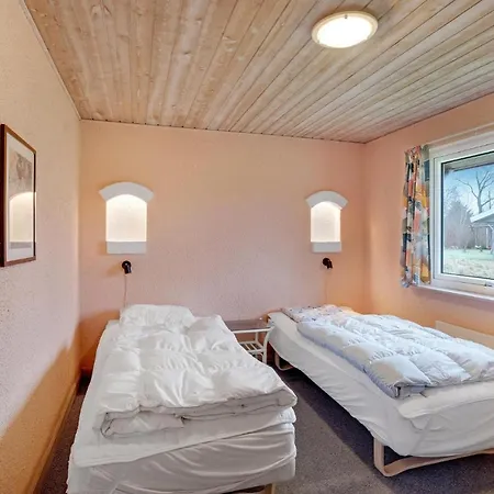 5 Bedroom Pet Friendly In Semesterbostad *